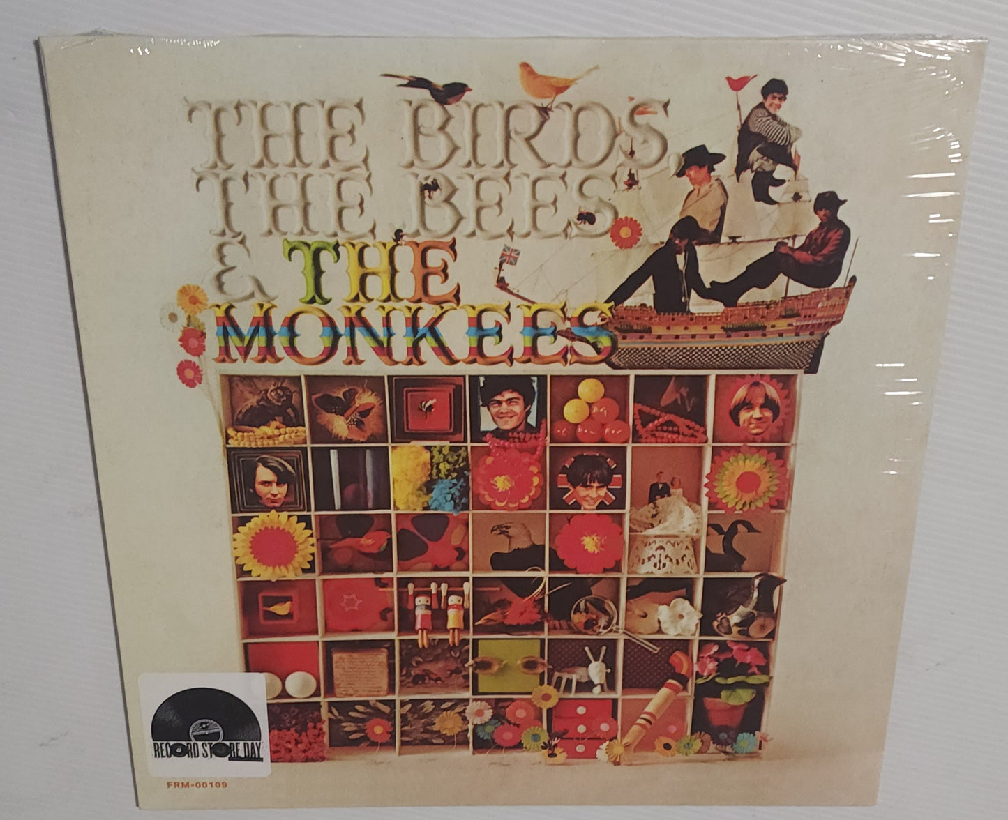 The Monkees – The Birds, The Bees & The Monkees (Mono) (2024 RSD) (Limited Edition Coral Red Colour Vinyl LP)