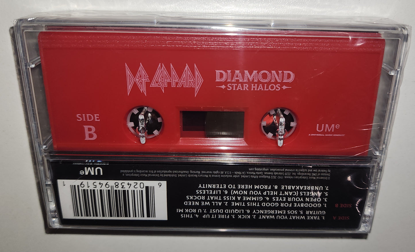 Def Leppard – Diamond Star Halos (2022) (Red Cassette Tape)