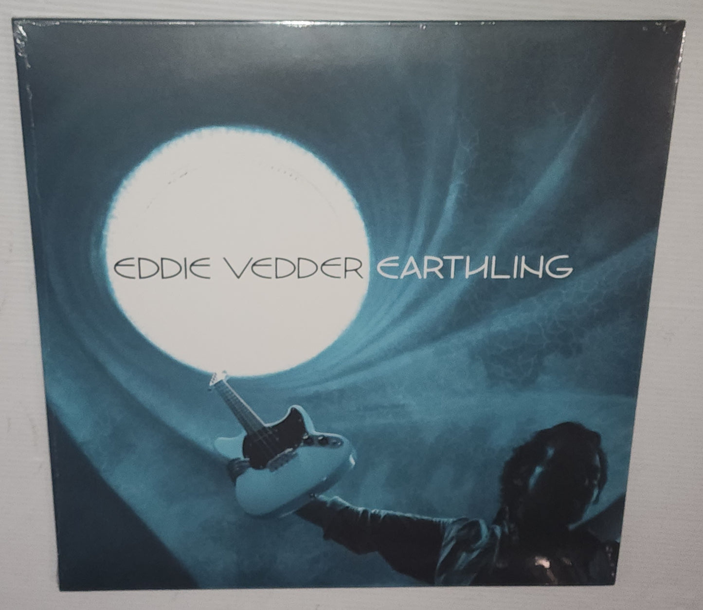 Eddie Vedder – Earthling (2022) (Limited Edition Blue & Black Translucent Marble Colour Vinyl LP)